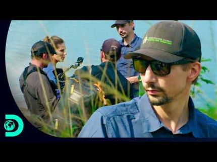 Parker Mergulha em Lago em Busca de Mina Esquecida | Febre do ouro: O desafio de Parker | Discovery