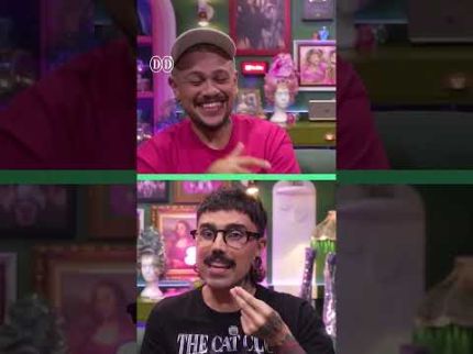 LEO, FILMA AQUELA CADEIRA ALI!