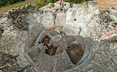 Um luxuoso banho privado usado pelo imperador romano e por “residentes de alto status” foi descoberto no palácio imperial da Sérvia