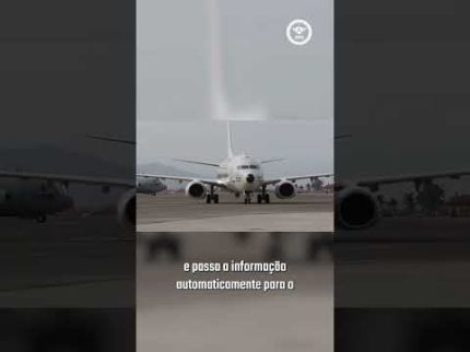 Drone e avião de patrulha trabalharam juntos com uma inteligência
