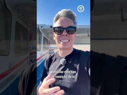 Linha de pipa rasgou a asa de um avião